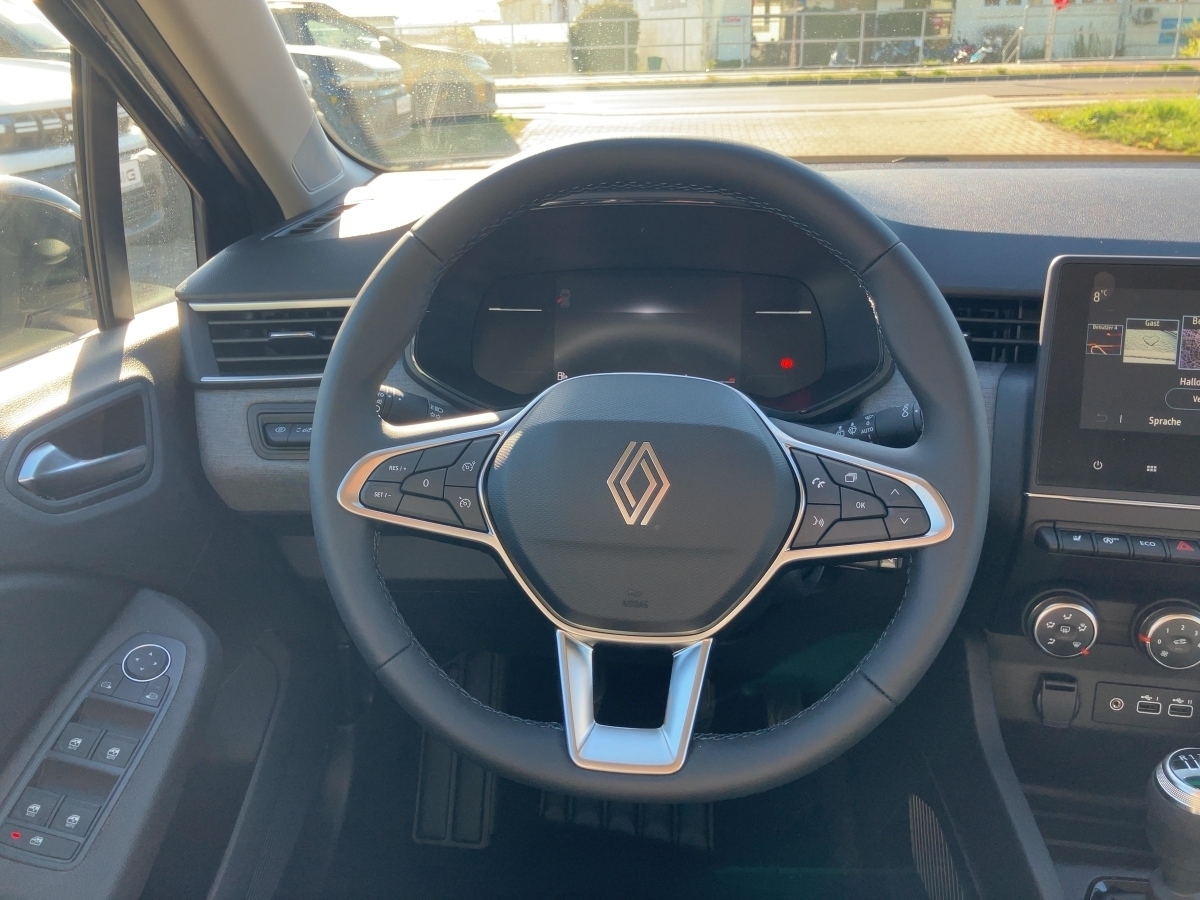 Renault Clio – Bild 10