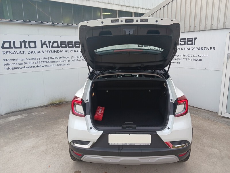 Fahrzeugabbildung Captur Intens Mild-Hybrid TCe 140 EDC Start&Stop Bild 8 von 27