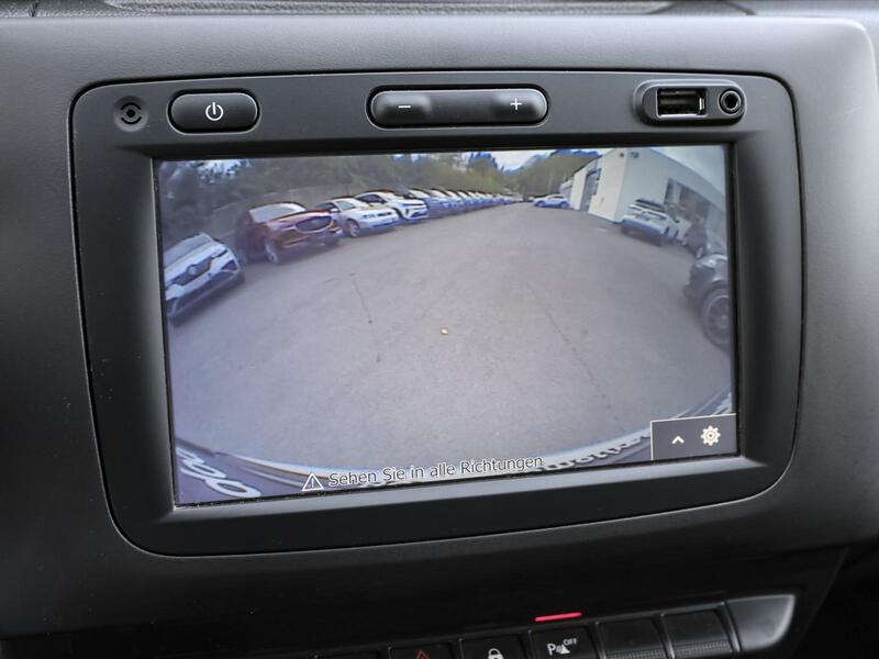 Fahrzeugabbildung Duster *1 Hd.*unfallfrei*S-HEFT* Bild 14 von 15