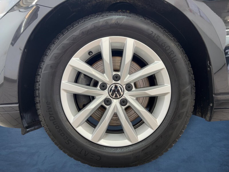 VW Passat Variant