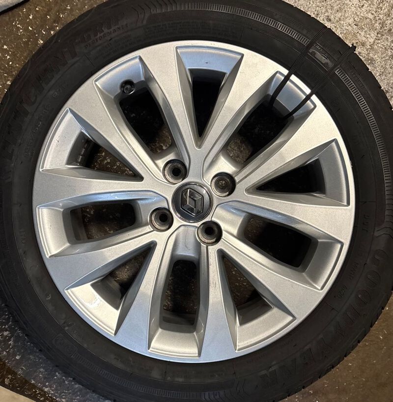 Fahrzeugabbildung Clio CLIO V EXPERIENCE TCe 90 Bild 10 von 10