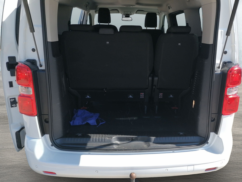 Peugeot Traveller