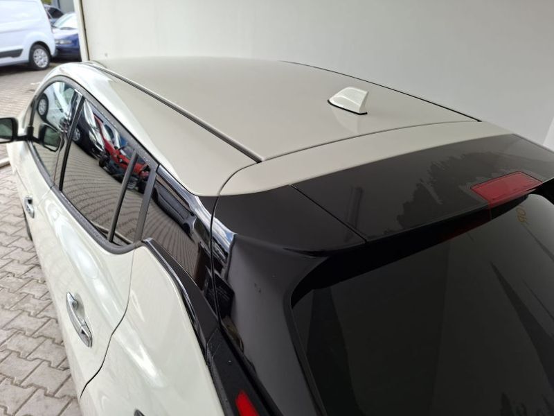 NISSAN Leaf 0 — imagine 20