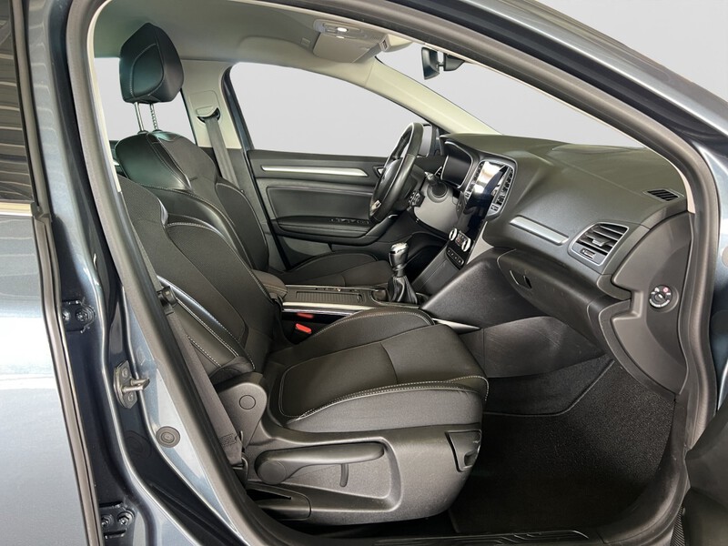 Fahrzeugabbildung Megane Grandtour Techno TCe 140 Bild 15 von 15