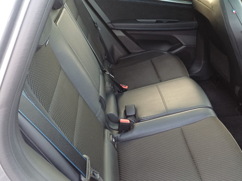 Fahrzeugabbildung Austral Iconic Esprit Alpine Hybrid 200 Bild 12 von 16