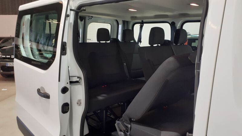Renault Trafic Combi