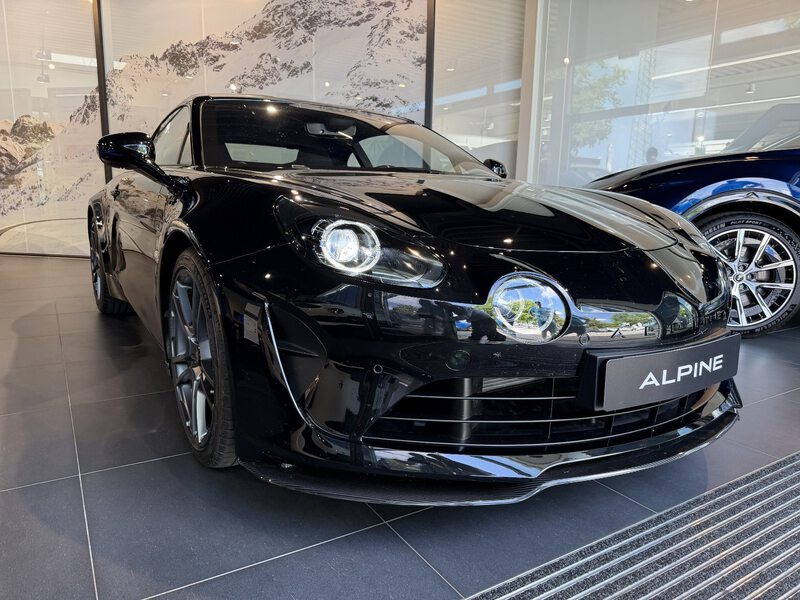 Alpine A110