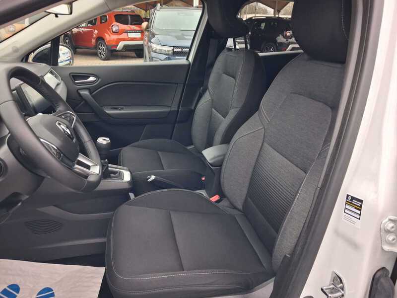 Fahrzeugabbildung Captur EXPERIENCE TCe130 Bild 7 von 22