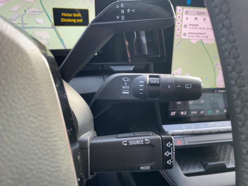 Fahrzeugabbildung Megane E-TECH 100% elektrisch Techno Bild 18 von 21