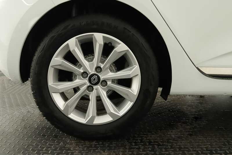 RENAULT Clio Clio 1.0 TCe Evolution — photo 5