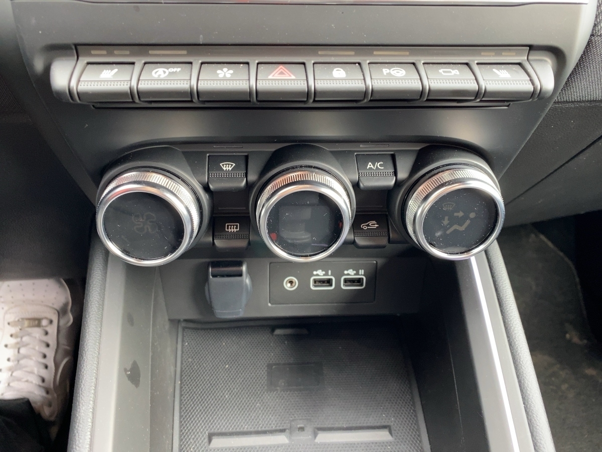 Renault Clio – Bild 15