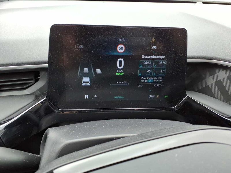 Fahrzeugabbildung MG3 LEDER NAVI SHZ PDC BT Bild 5 von 5