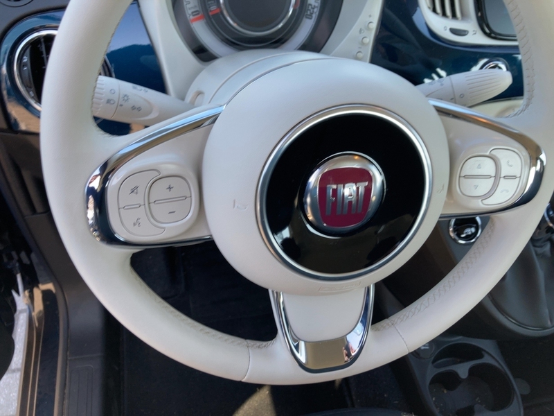 Fahrzeugabbildung 500 1.0 70PS Klima DAB+ Carplay Alufelgen Bild 18 von 20