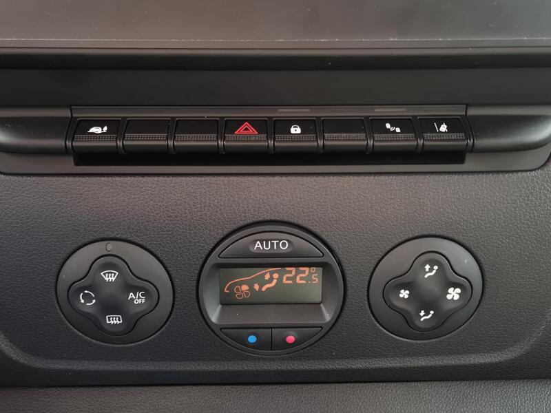 Nissan Interstar