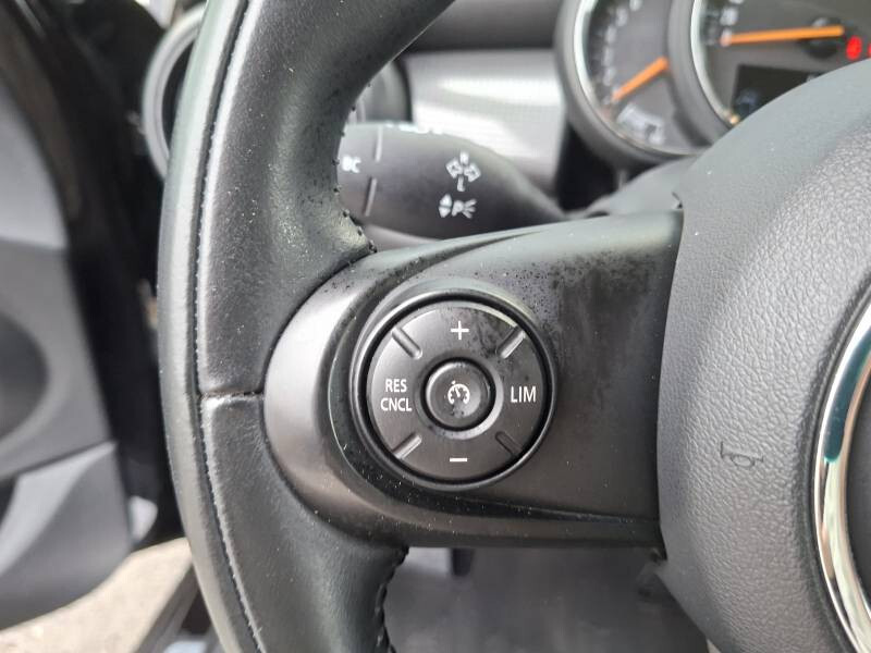 Mini F55 LCI