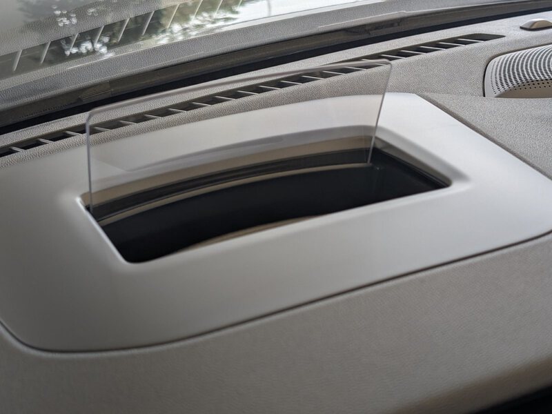 Fahrzeugabbildung Kuga 1.5 EcoBoost ST-Line X 4-Jahre FGS Bild 42 von 47