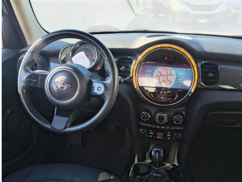 Mini
