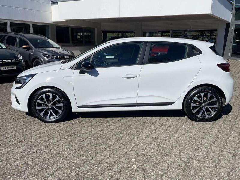 Fahrzeugabbildung Clio Equilibre TCe 90 Bild 6 von 9