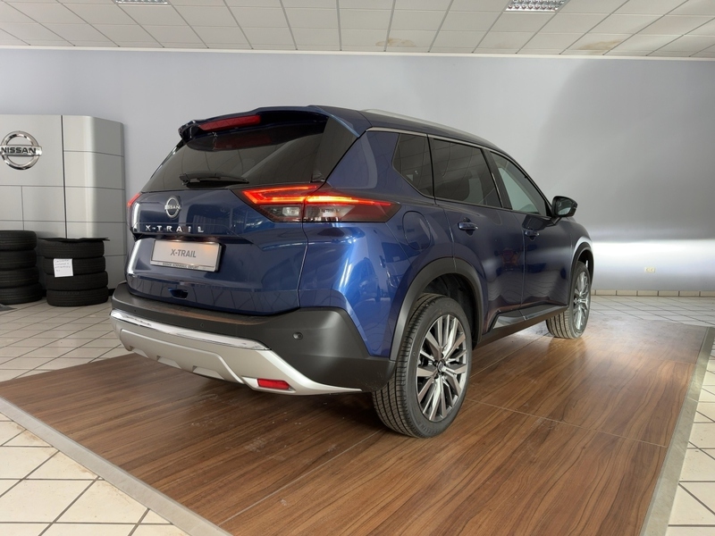 Fahrzeugabbildung X-Trail Anhängekupplung Bild 4 von 16