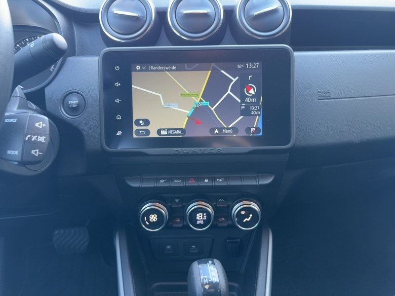 Fahrzeugabbildung Duster Prestige TCe 150 EDC 2WD+CARPLAY+SHZG+KAMERA+ Bild 10 von 15