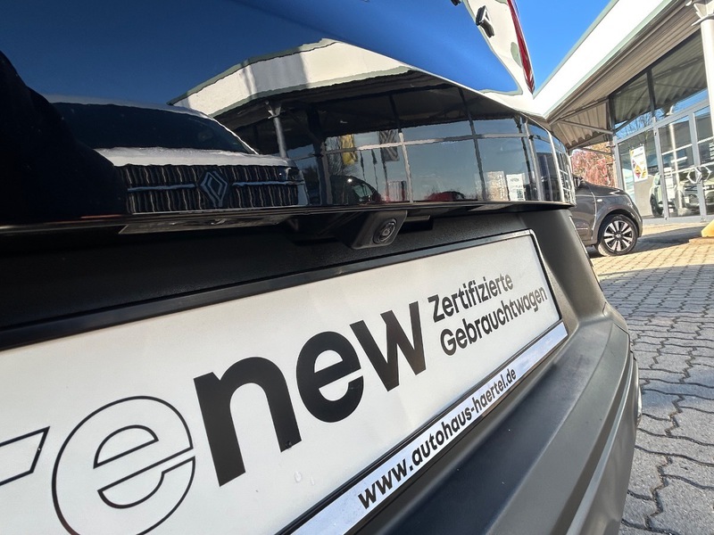 Fahrzeugabbildung Arkana TCe 160 Mild-Hybrid R.S. Line Fast Track Bild 19 von 50