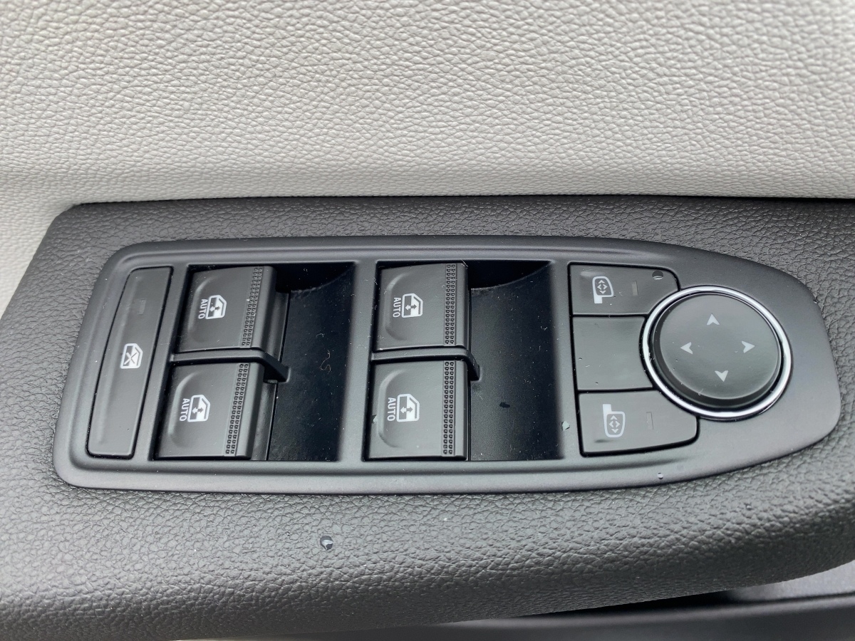 Renault Clio – Bild 13