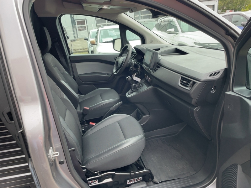 Fahrzeugabbildung Kangoo III Rapid 1.3 TCe 100 Advance Bild 7 von 15