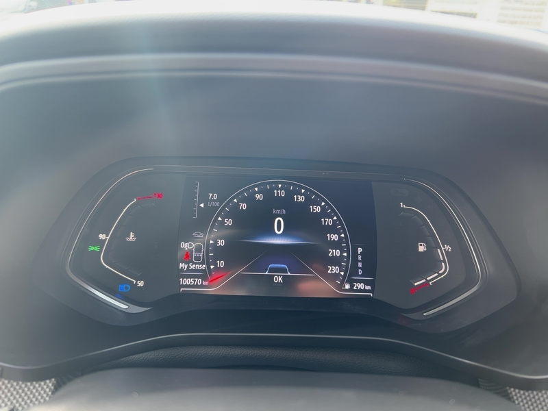 Fahrzeugabbildung Arkana TCe 140 EDC Intens *Navi,PDC,SHZ,GJR* Bild 7 von 15