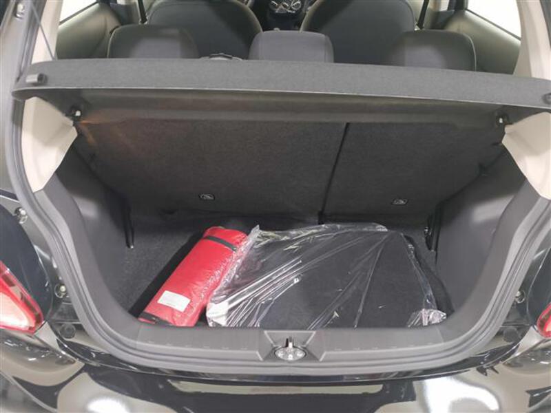 Mitsubishi Space