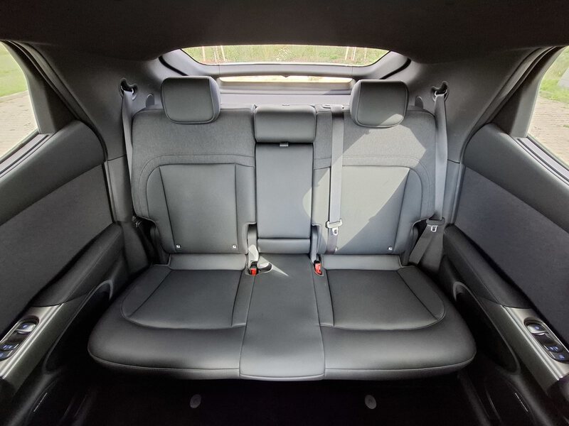 Genesis GV60