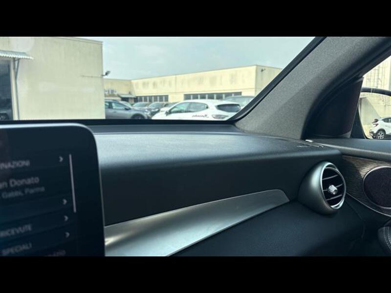 Mercedes GLC