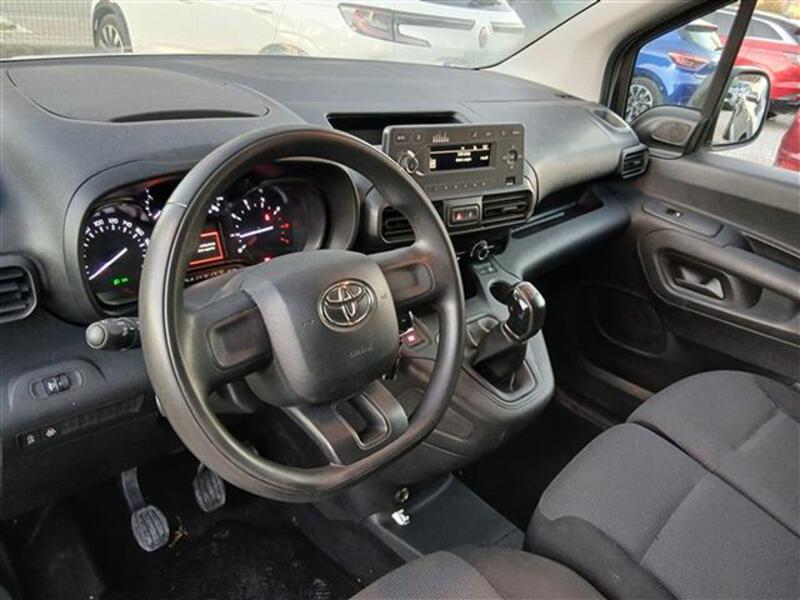 Toyota Proace City