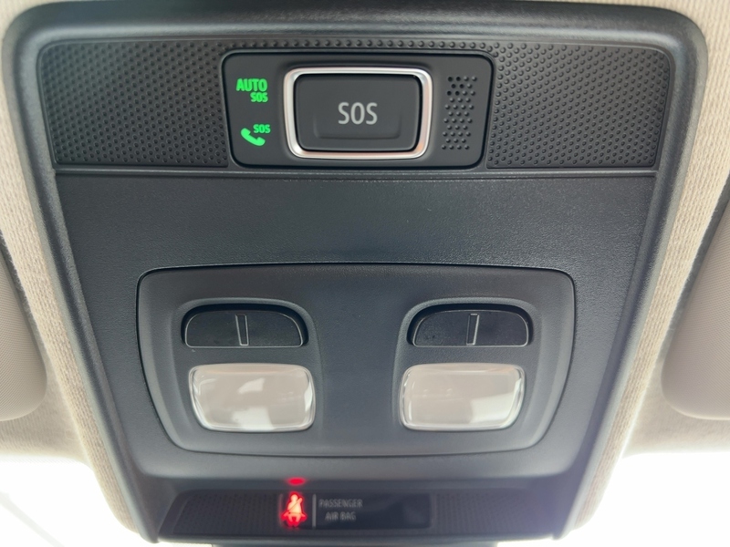 Fahrzeugabbildung Clio EVOLUTION TCe 90 Bild 17 von 23