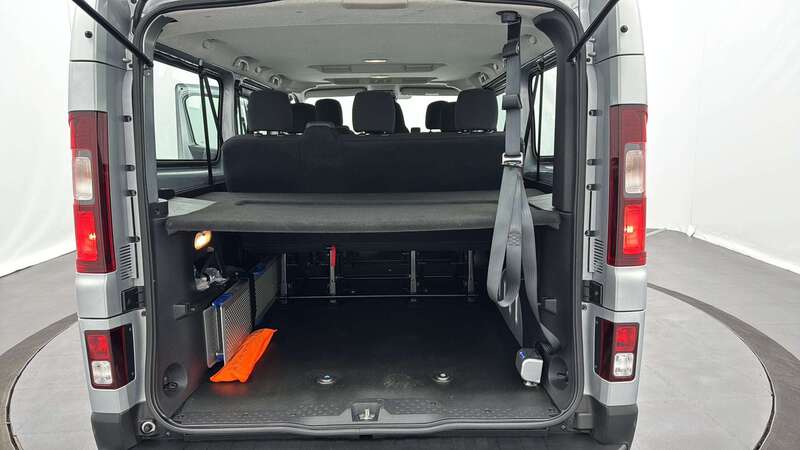 Renault Trafic Combi