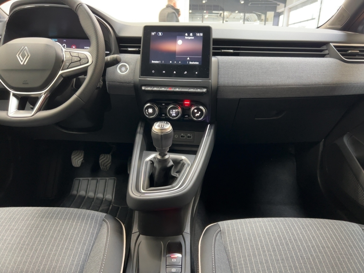 Renault Clio – Bild 11