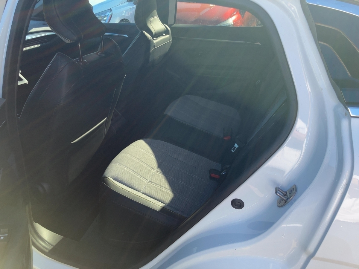 Renault Megane E-TECH – Bild 8