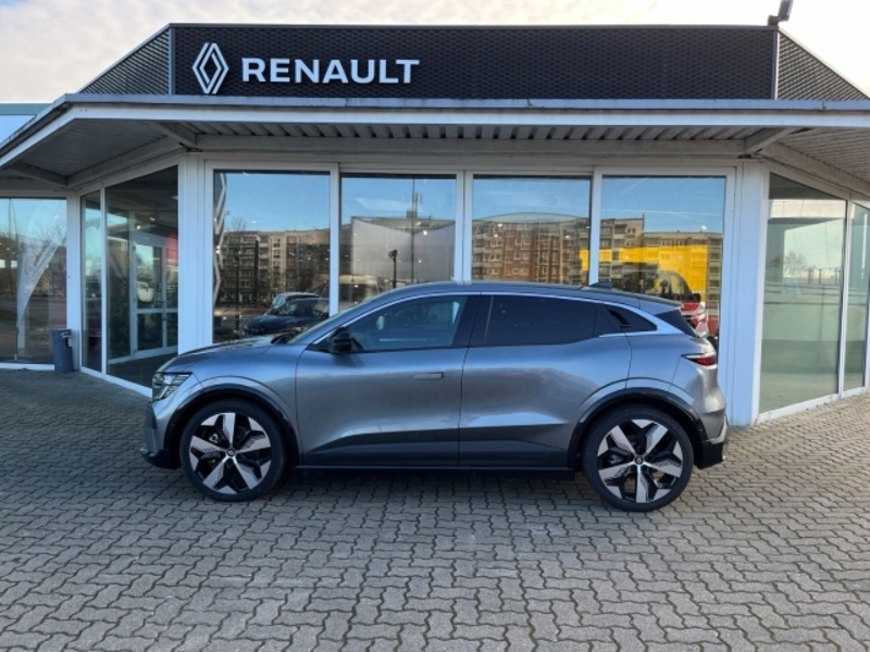 Fahrzeugabbildung Megane E-Tech Techno EV40 CCS Bild 3 von 14