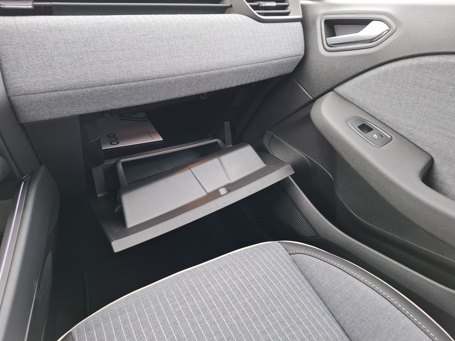 Renault Clio – Bild 25