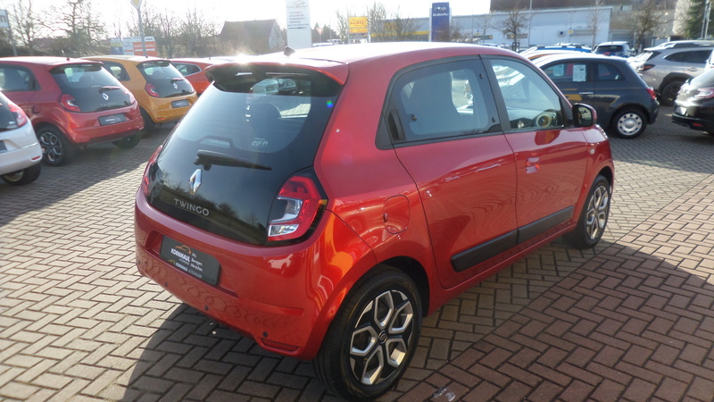 Fahrzeugabbildung Twingo Bluetooth Tempomat Lichtautomatik Bild 4 von 15