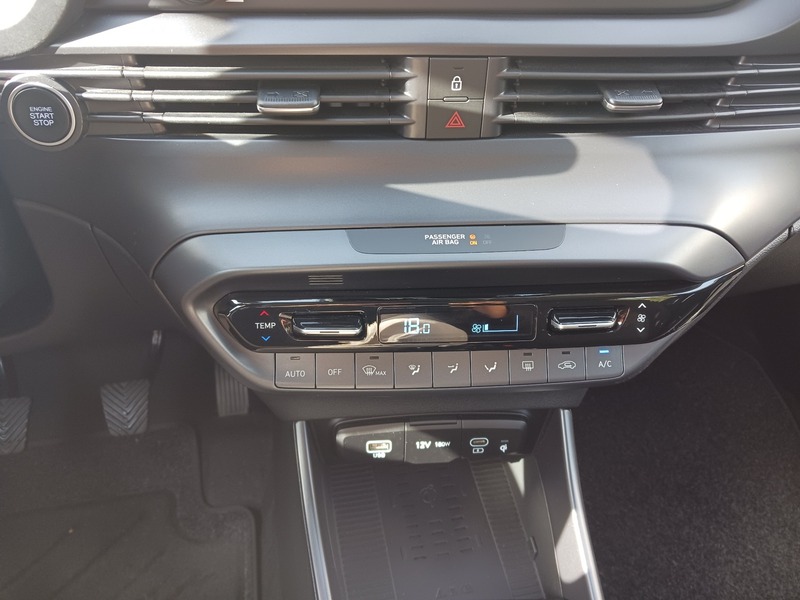 Fahrzeugabbildung i20 Trend 1.0 T-GDI Start&Stop MT  Bild 26 von 30