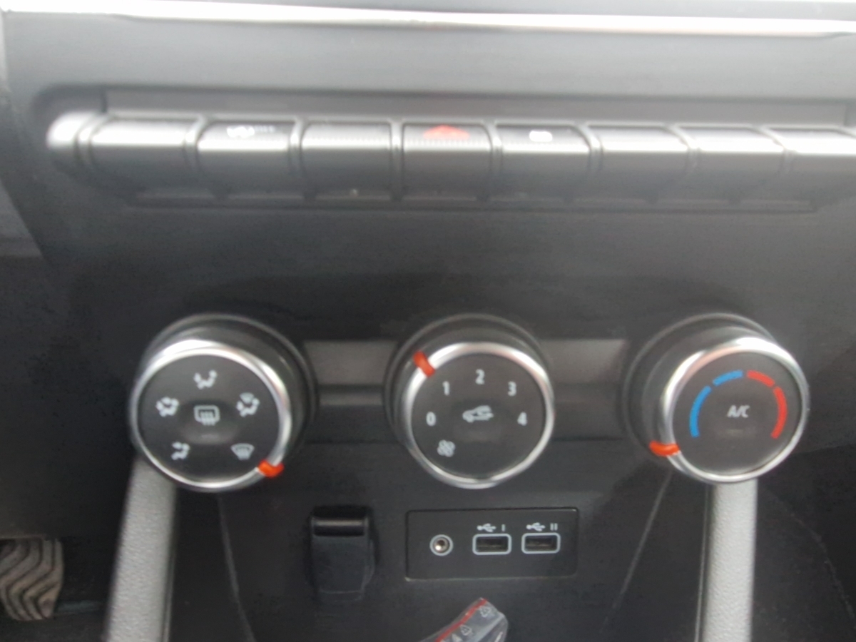 Renault Clio – Bild 17