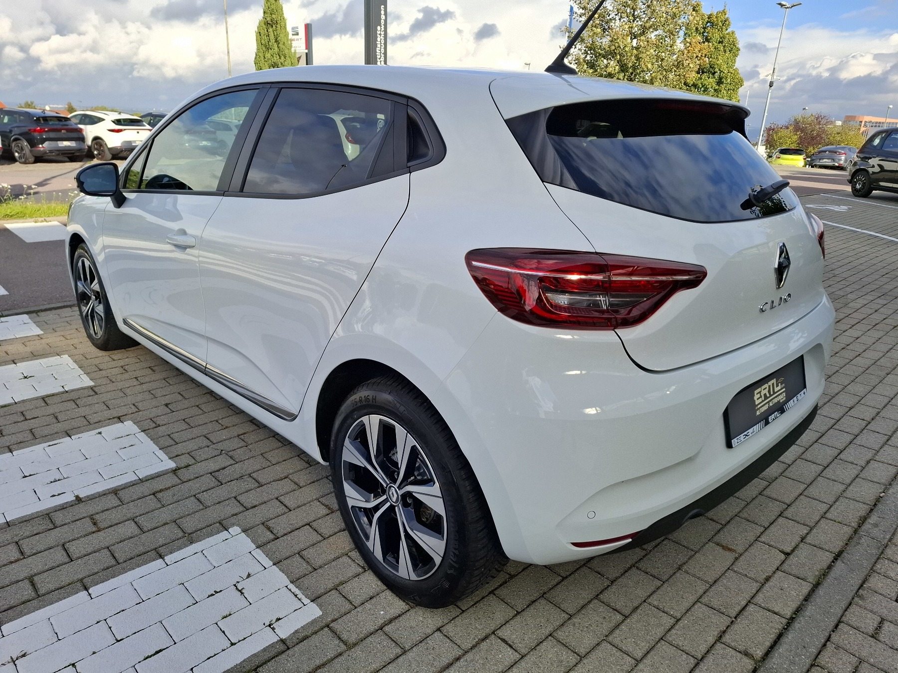 Renault Clio – Bild 7
