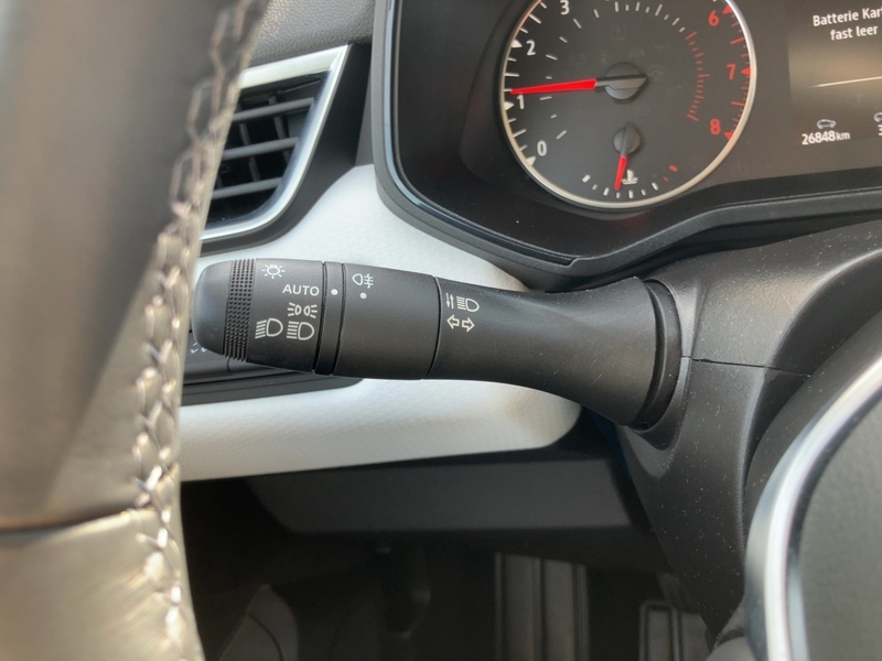 Fahrzeugabbildung Clio Sitzheizung Bild 18 von 20