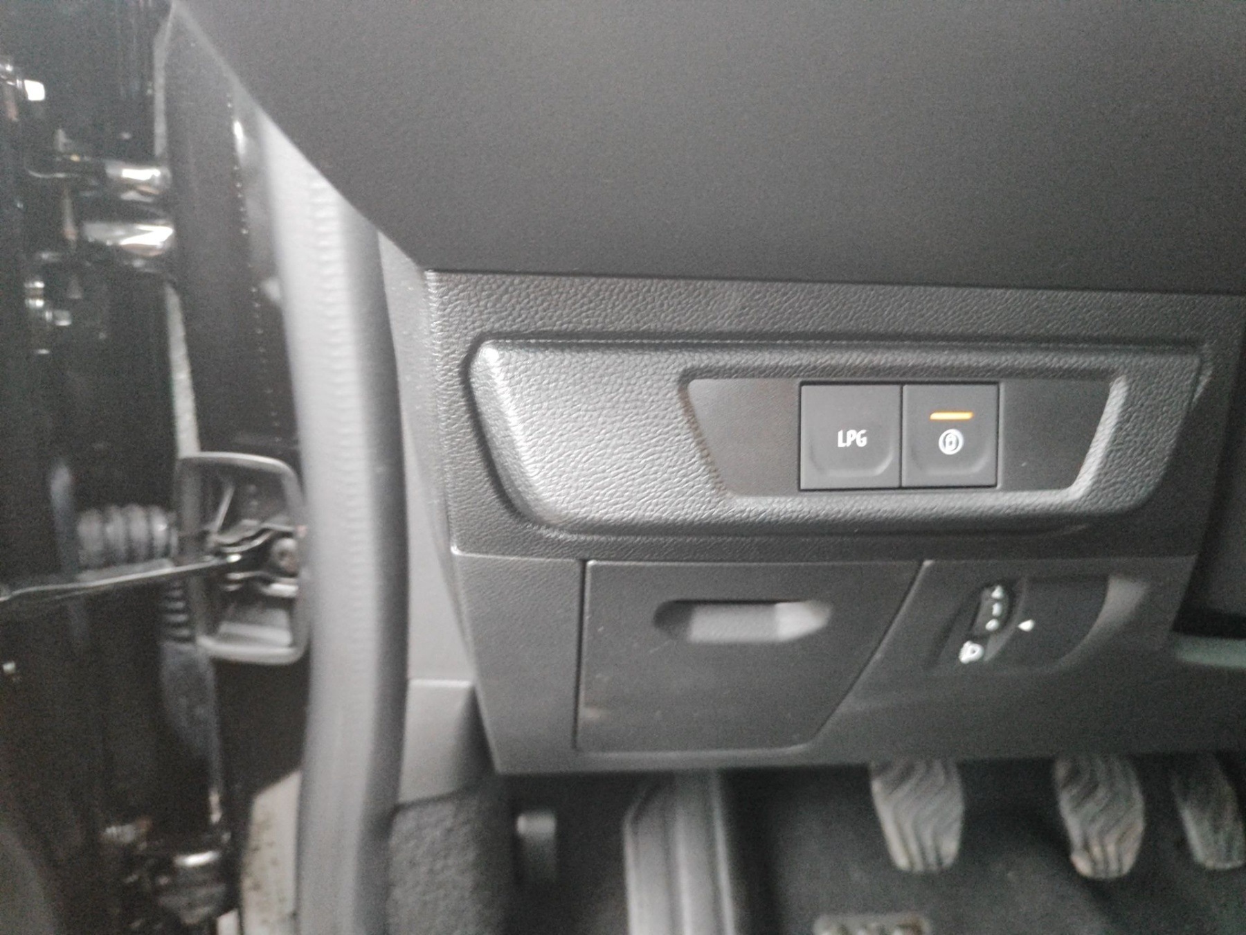 Dacia Sandero – Bild 14