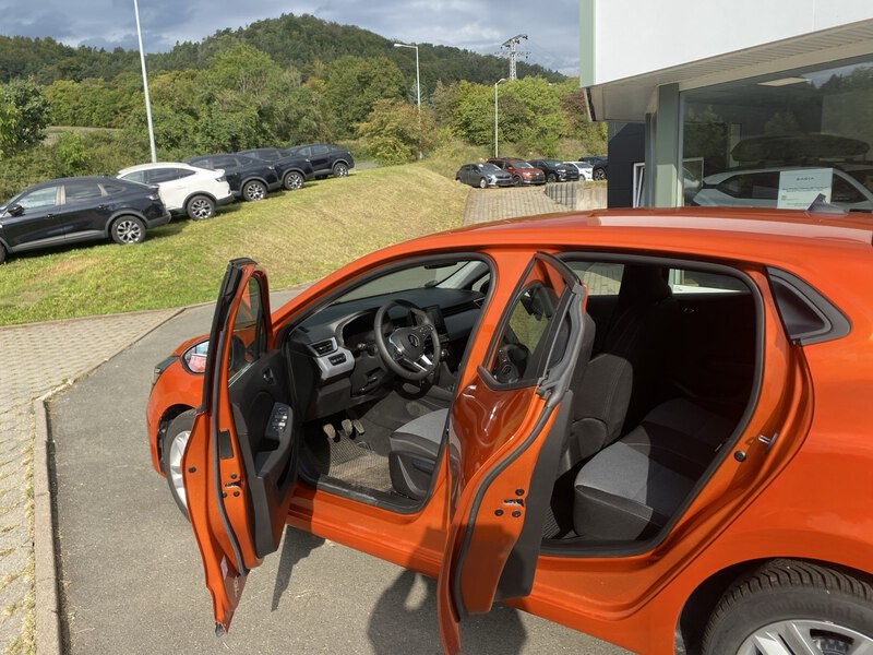 Fahrzeugabbildung Clio SCe 65 Bild 10 von 16