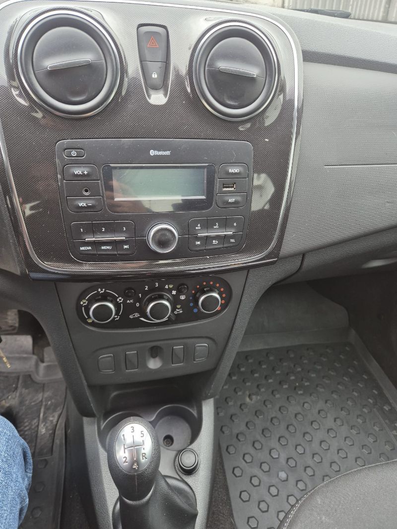 DACIA Logan 2019 — imagine 17