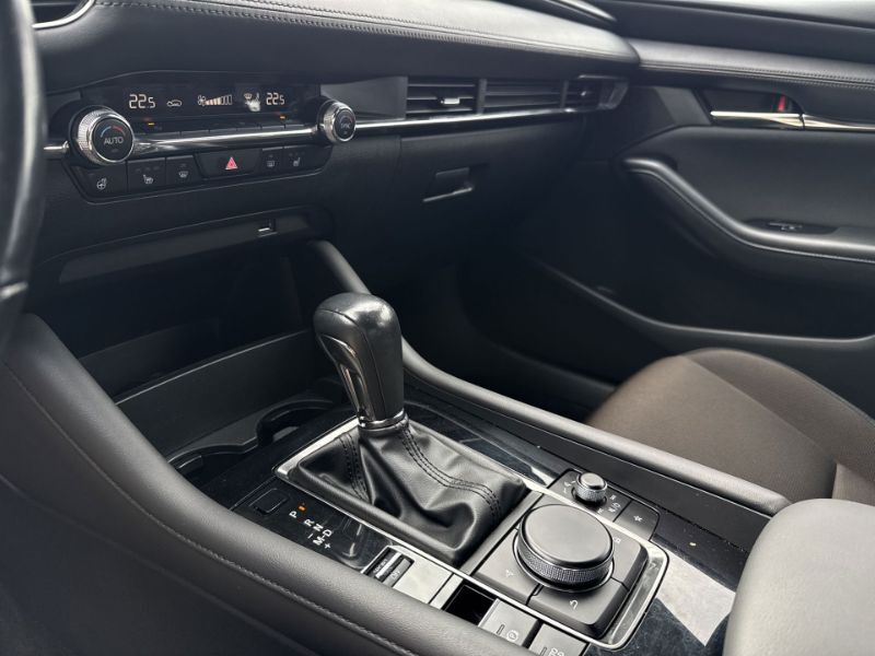 MAZDA Mazda3 2021 — imagine 17