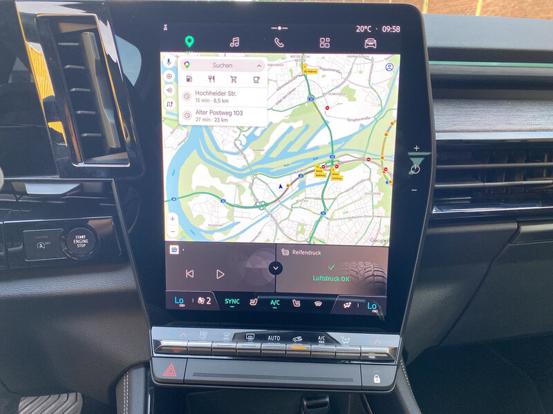 Fahrzeugabbildung Austral 360° Navi Bild 16 von 20