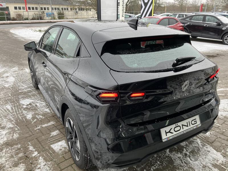 Fahrzeugabbildung Clio Evolution Full Hybrid E-Tech 160 Bild 7 von 18