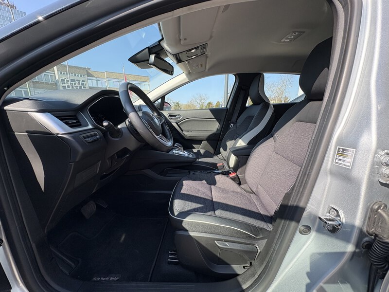 Fahrzeugabbildung Captur II 1.3 TCe 140 Intens GPF Bild 13 von 18